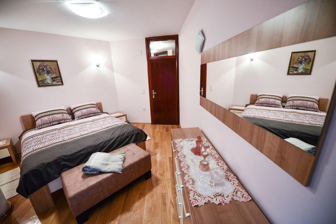 Apartman Natalija Баня-Лука Екстер'єр фото