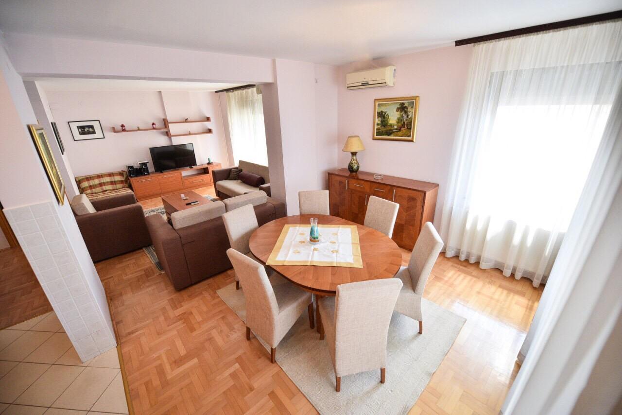 Apartman Natalija Баня-Лука Екстер'єр фото